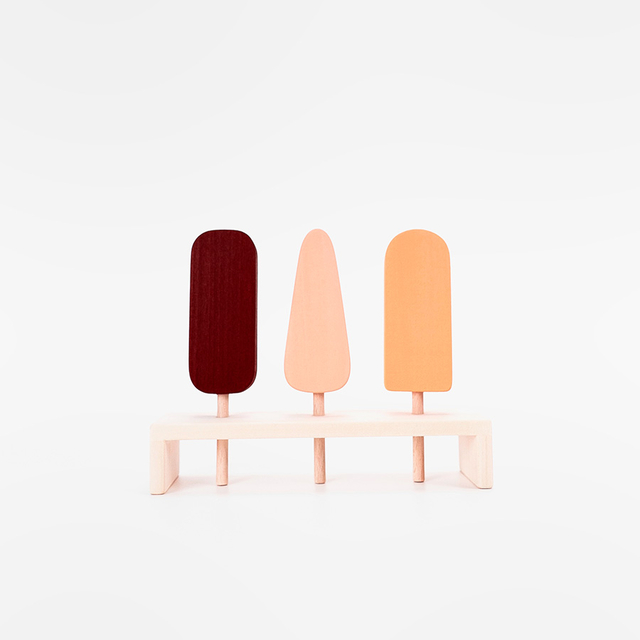 Ice cream bars / Chocolate, Strawberry and Peach